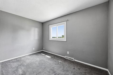 3207 Rosewood Court NE Cedar Rapids IA 52402