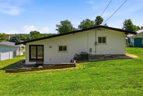3207 Rosewood Court NE Cedar Rapids IA 52402