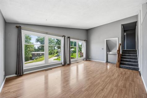 3207 Rosewood Court NE Cedar Rapids IA 52402