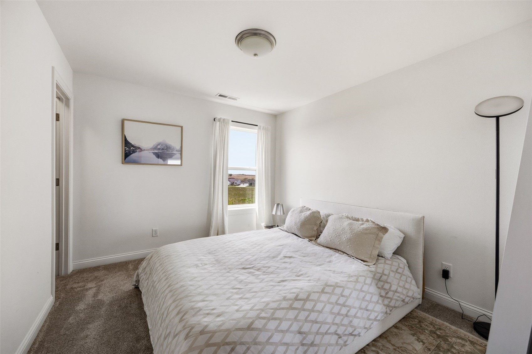 2408 Nature Ridge Drive NW Palo IA 52324