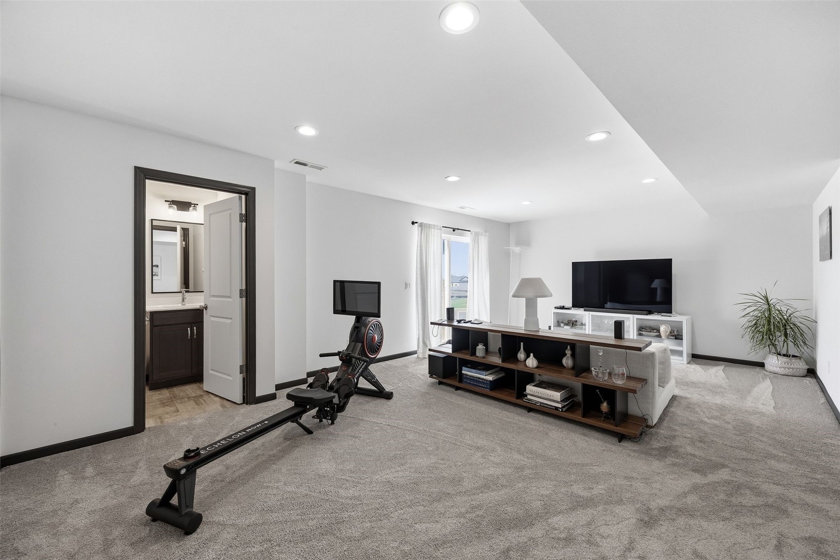 2408 Nature Ridge Drive NW Palo IA 52324