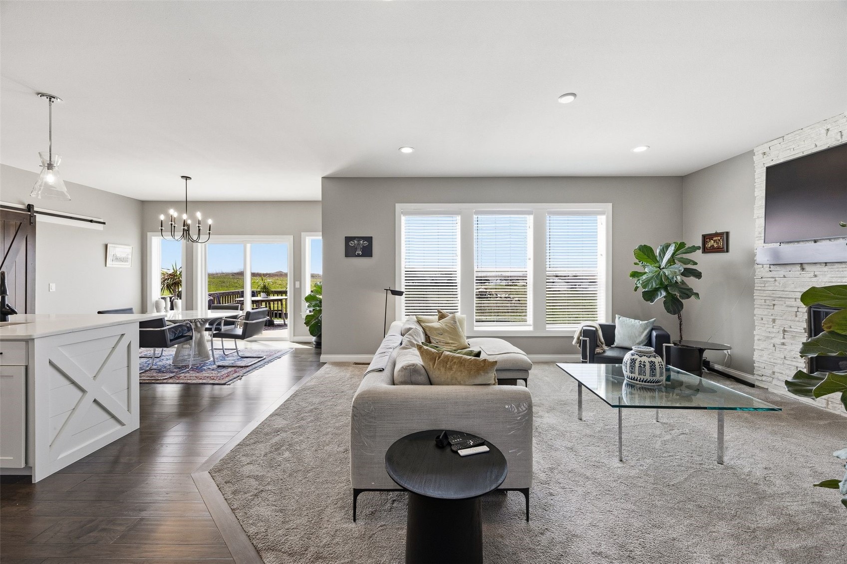 2408 Nature Ridge Drive NW Palo IA 52324