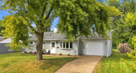 2503 Indiana Street SW Cedar Rapids IA 52404