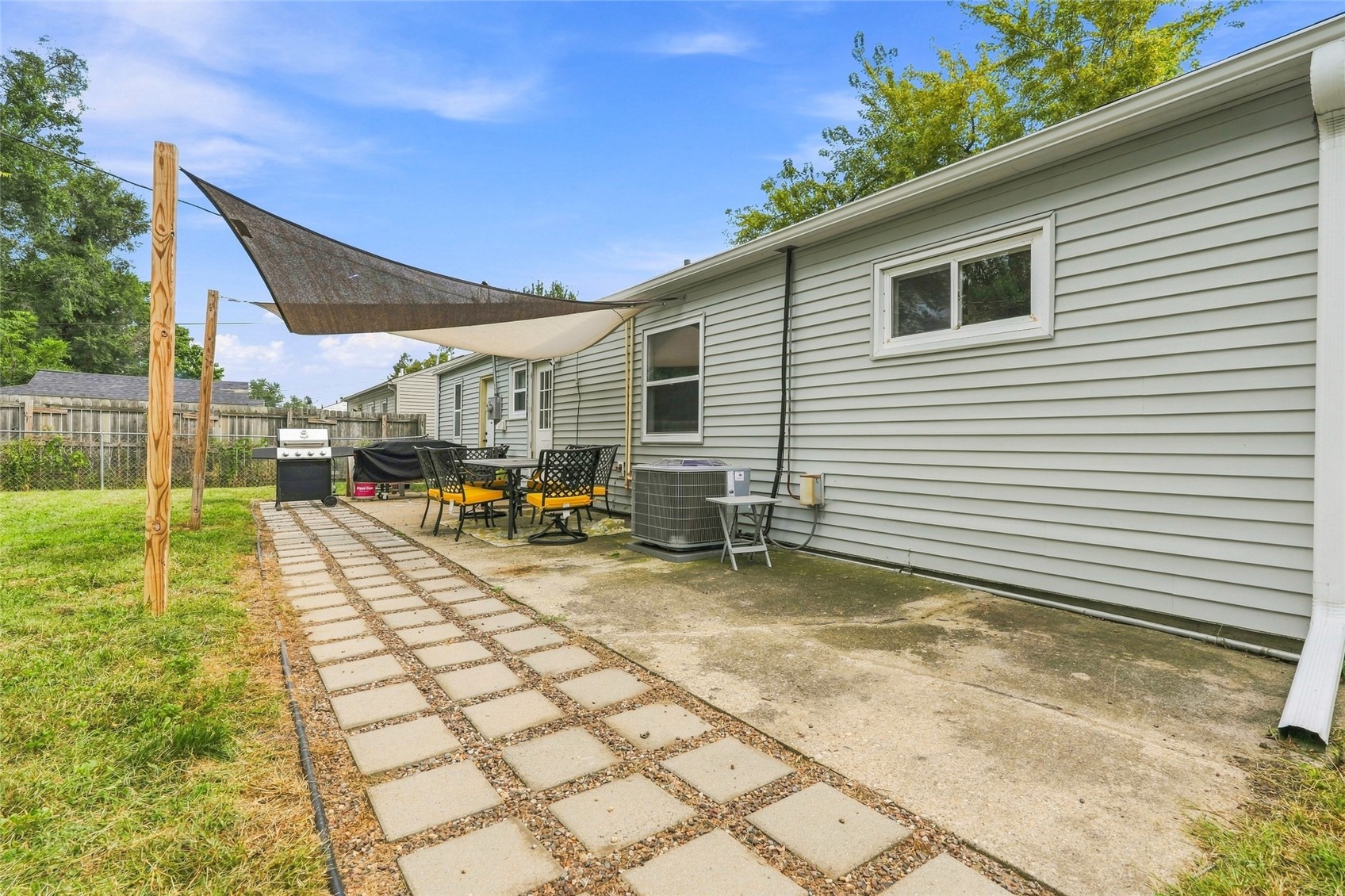 2503 Indiana Street SW Cedar Rapids IA 52404