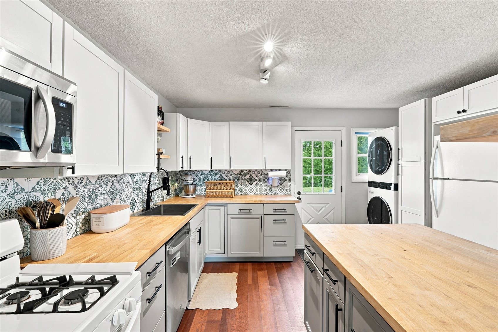 2503 Indiana Street SW Cedar Rapids IA 52404