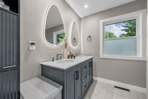 1790 Timber Ridge Drive Cedar Rapids IA 52403