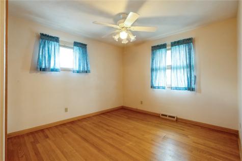 325 29th Street NW Cedar Rapids IA 52405