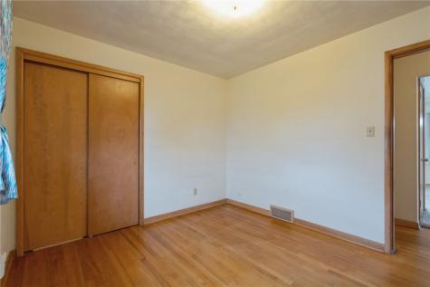 325 29th Street NW Cedar Rapids IA 52405
