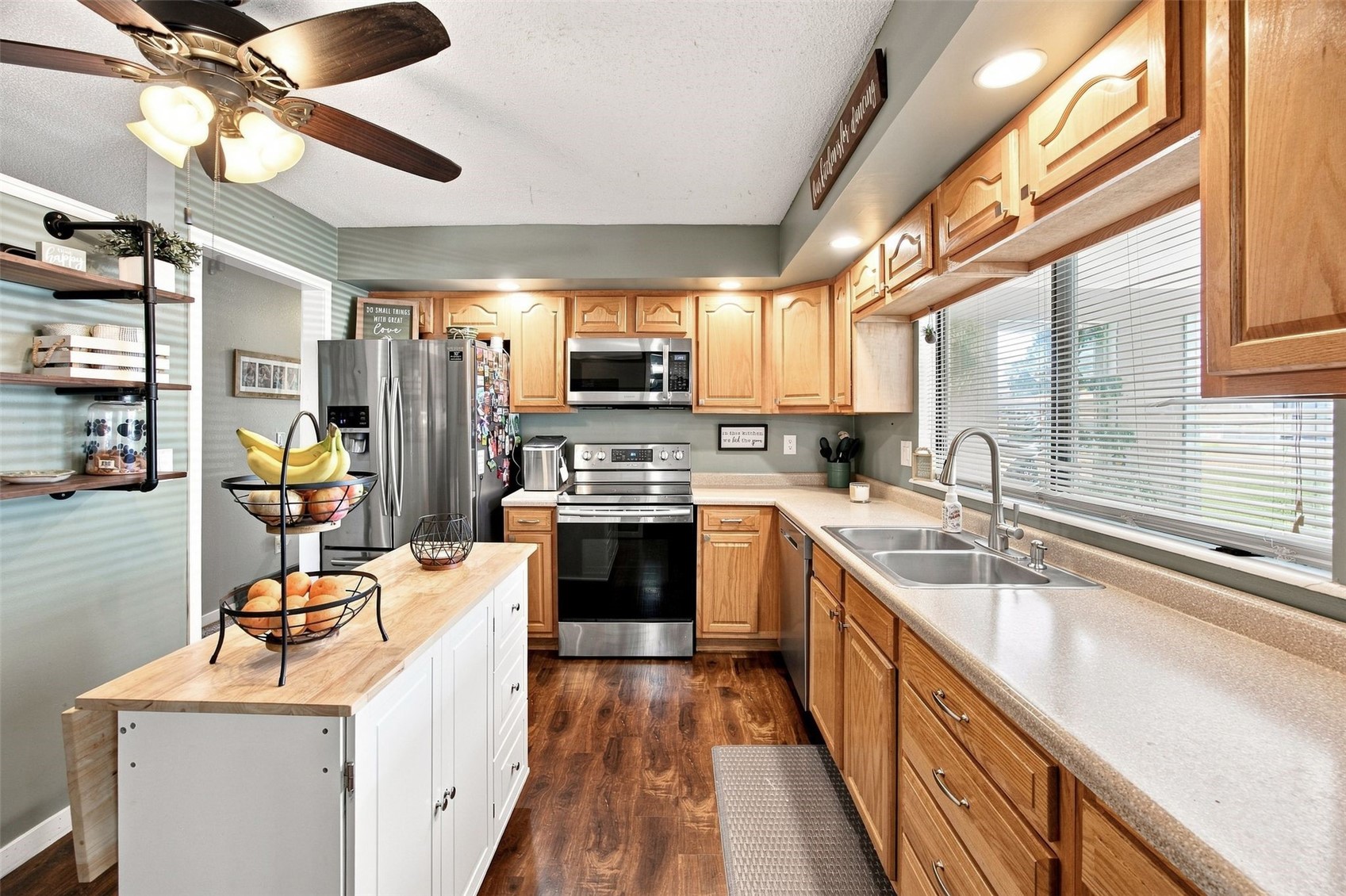 4801 Fruitwood Lane NW Cedar Rapids IA 52405