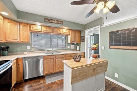 4801 Fruitwood Lane NW Cedar Rapids IA 52405