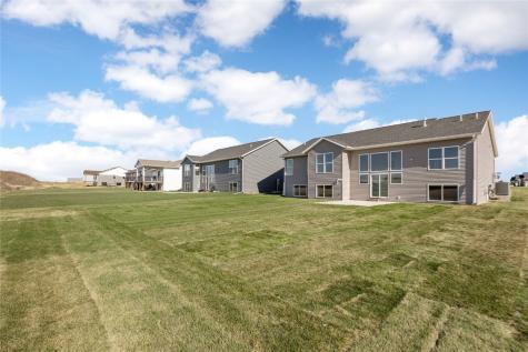 1399 Echo Ridge Lane Marion IA 52302