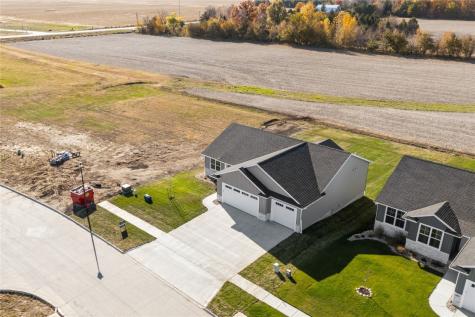 1399 Echo Ridge Lane Marion IA 52302