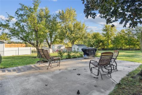 225 31st Street NW Cedar Rapids IA 52405