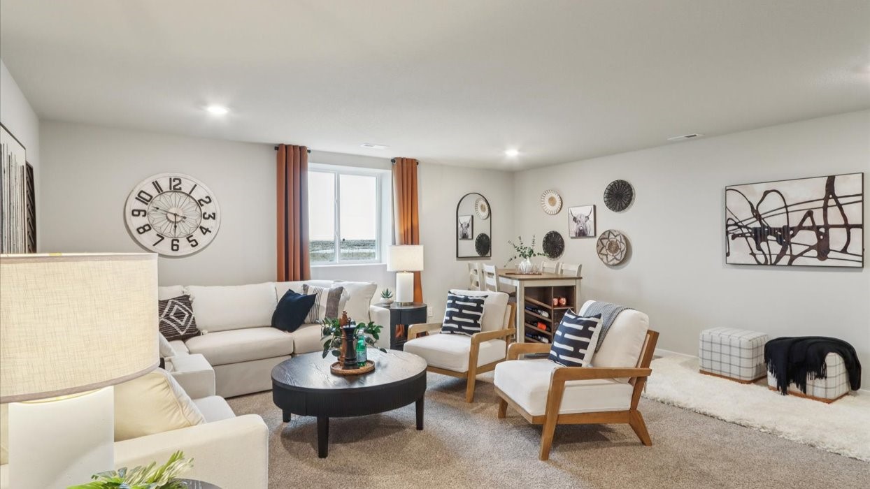2790 Cecelia Drive Hiawatha IA 52233
