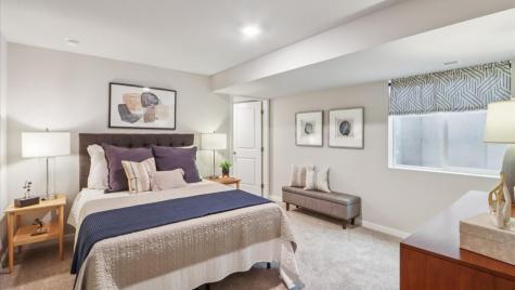 2790 Cecelia Drive Hiawatha IA 52233