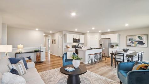 2790 Cecelia Drive Hiawatha IA 52233