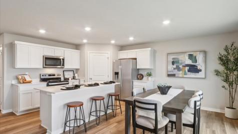 2790 Cecelia Drive Hiawatha IA 52233