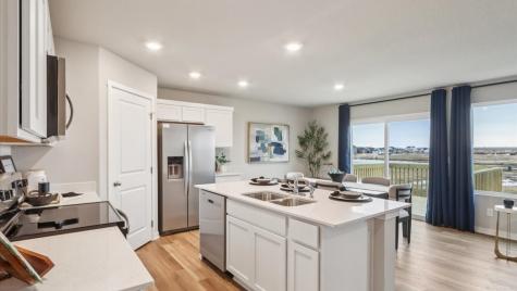 2790 Cecelia Drive Hiawatha IA 52233
