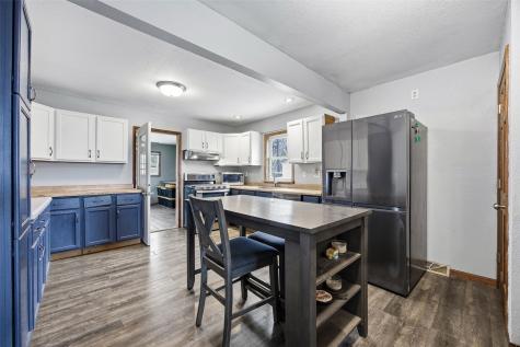 2630 Union Drive SW Cedar Rapids IA 52404