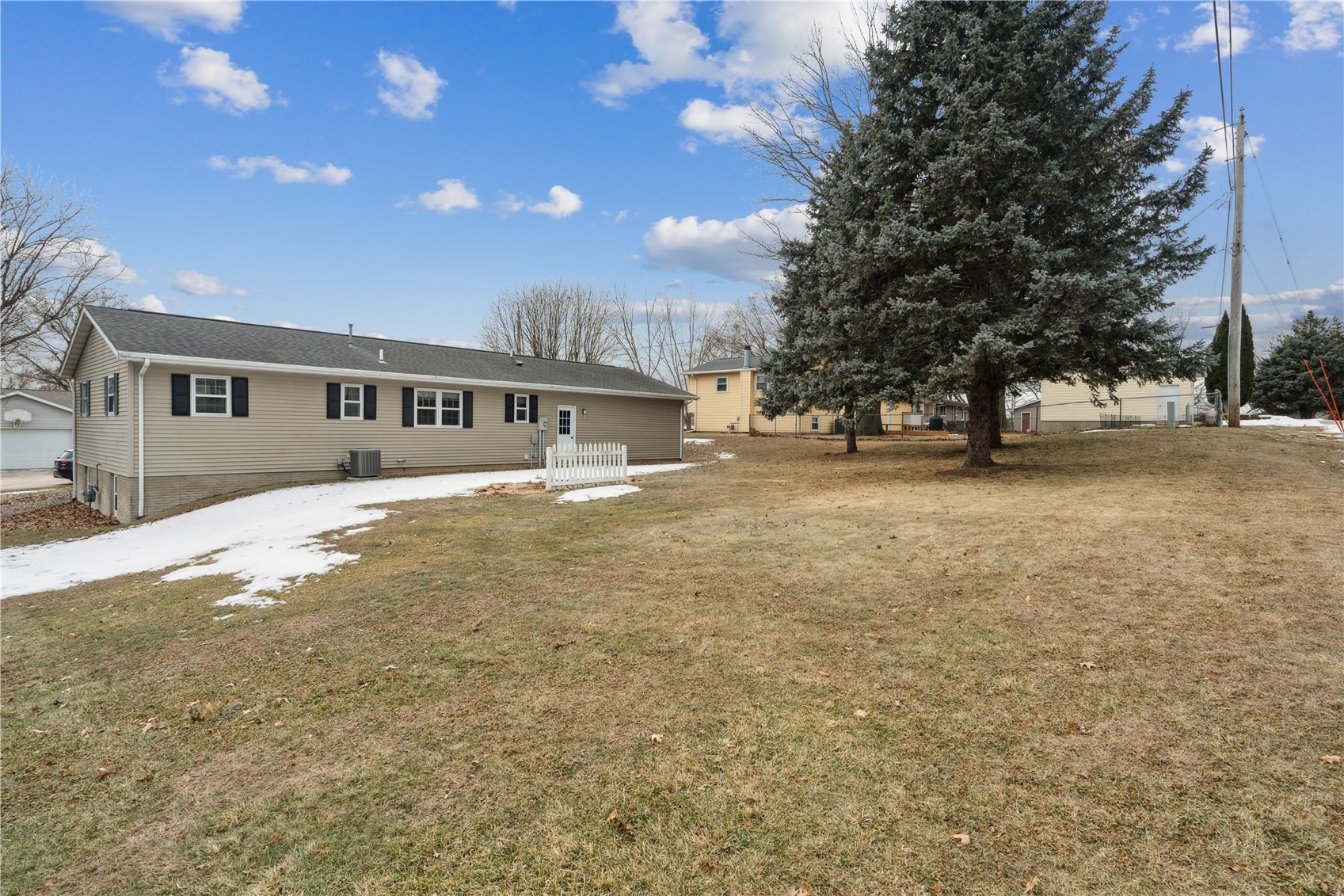 525 Southview Drive Central City IA 52214