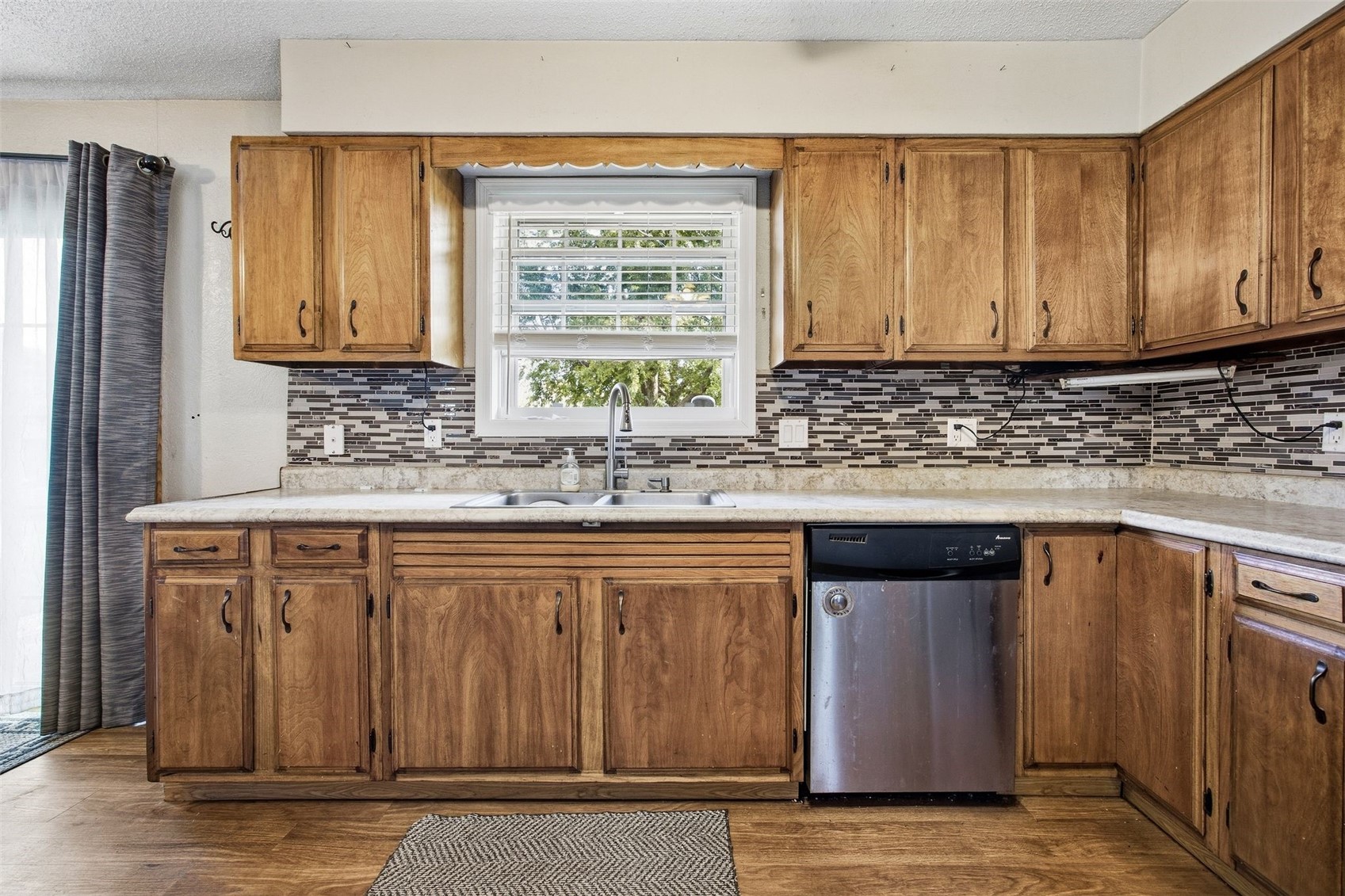404 A Avenue Atkins IA 52206