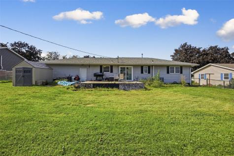 404 A Avenue Atkins IA 52206