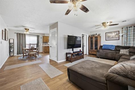 404 A Avenue Atkins IA 52206