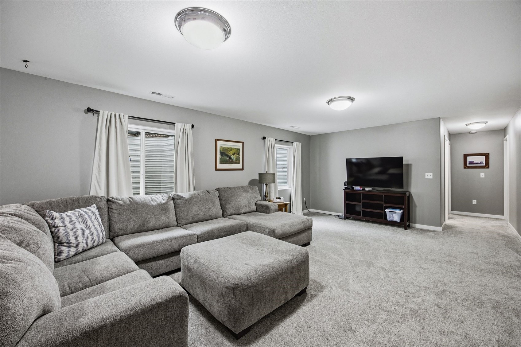 572 Fawn Avenue Tiffin IA 52340