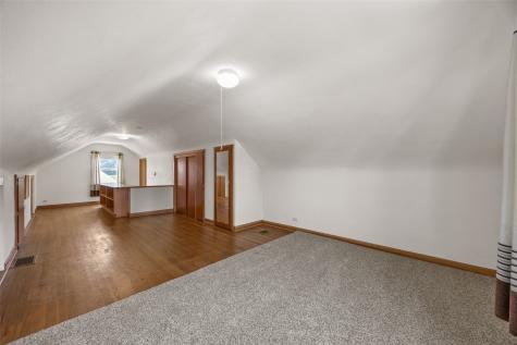 212 22nd Street NW Cedar Rapids IA 52405