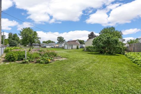 212 22nd Street NW Cedar Rapids IA 52405