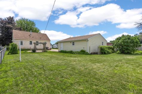 212 22nd Street NW Cedar Rapids IA 52405