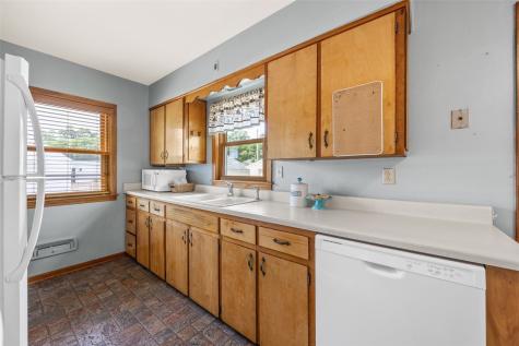 212 22nd Street NW Cedar Rapids IA 52405
