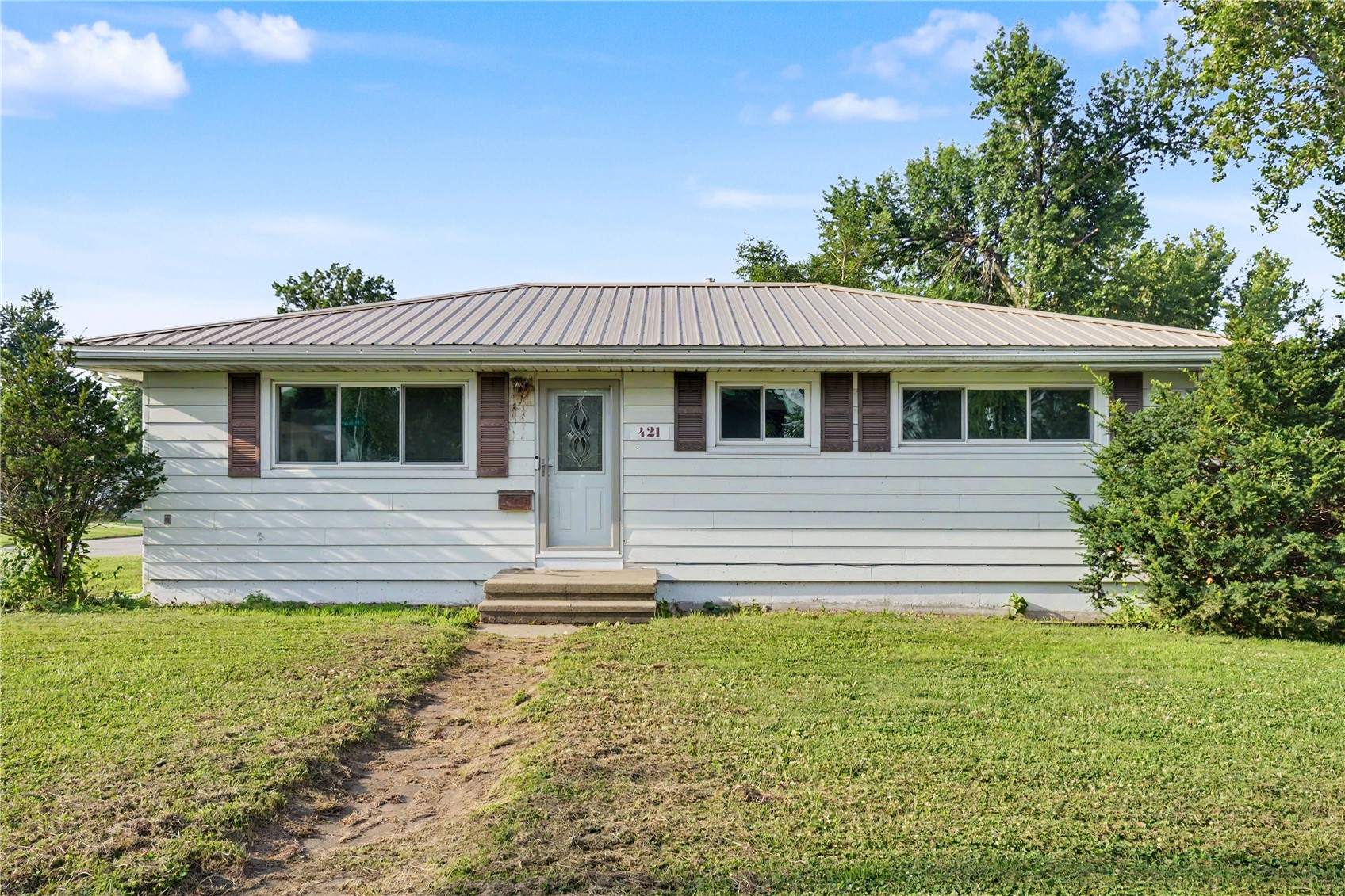 421 Wilson Avenue Drive SW Cedar Rapids IA 52404