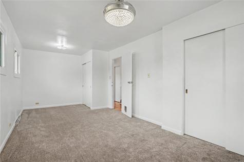 421 Wilson Avenue Drive SW Cedar Rapids IA 52404