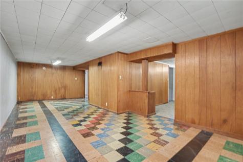 421 Wilson Avenue Drive SW Cedar Rapids IA 52404