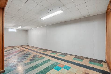 421 Wilson Avenue Drive SW Cedar Rapids IA 52404