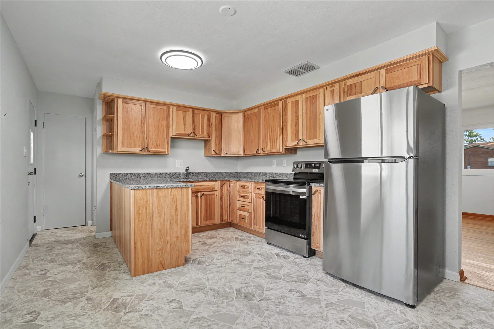 421 Wilson Avenue Drive SW Cedar Rapids IA 52404