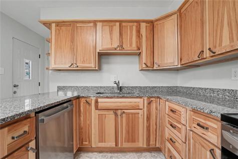 421 Wilson Avenue Drive SW Cedar Rapids IA 52404