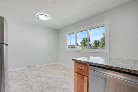 421 Wilson Avenue Drive SW Cedar Rapids IA 52404