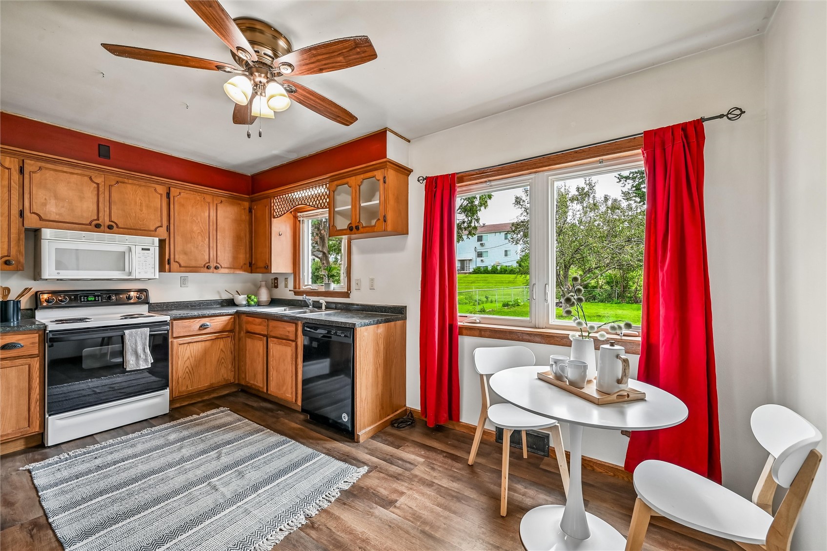 137 19th Avenue SW Cedar Rapids IA 52404
