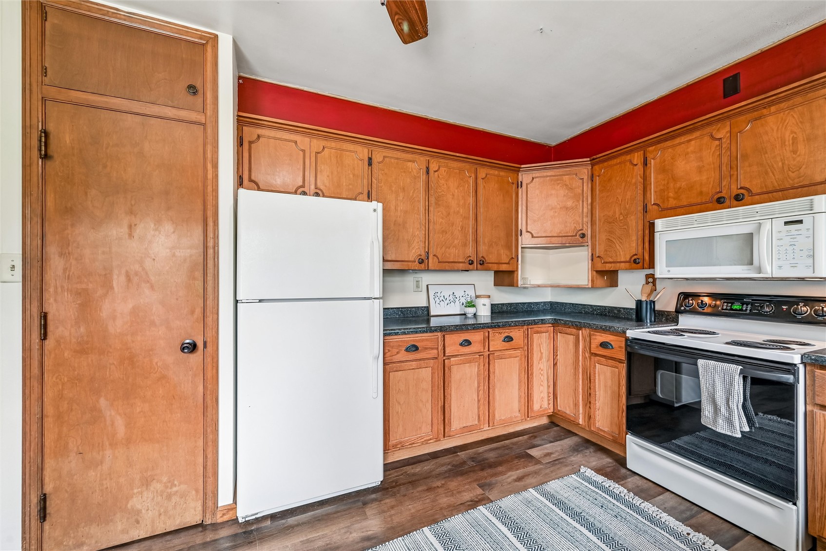 137 19th Avenue SW Cedar Rapids IA 52404
