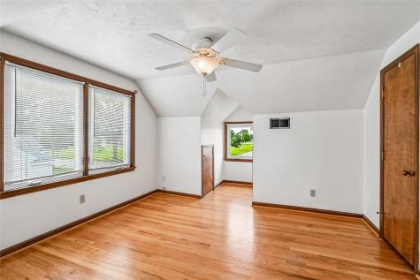 137 19th Avenue SW Cedar Rapids IA 52404