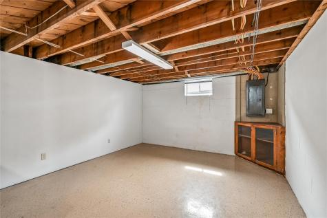 137 19th Avenue SW Cedar Rapids IA 52404