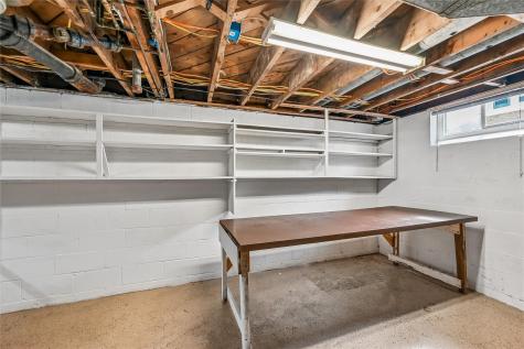 137 19th Avenue SW Cedar Rapids IA 52404