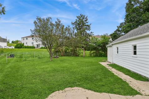 137 19th Avenue SW Cedar Rapids IA 52404