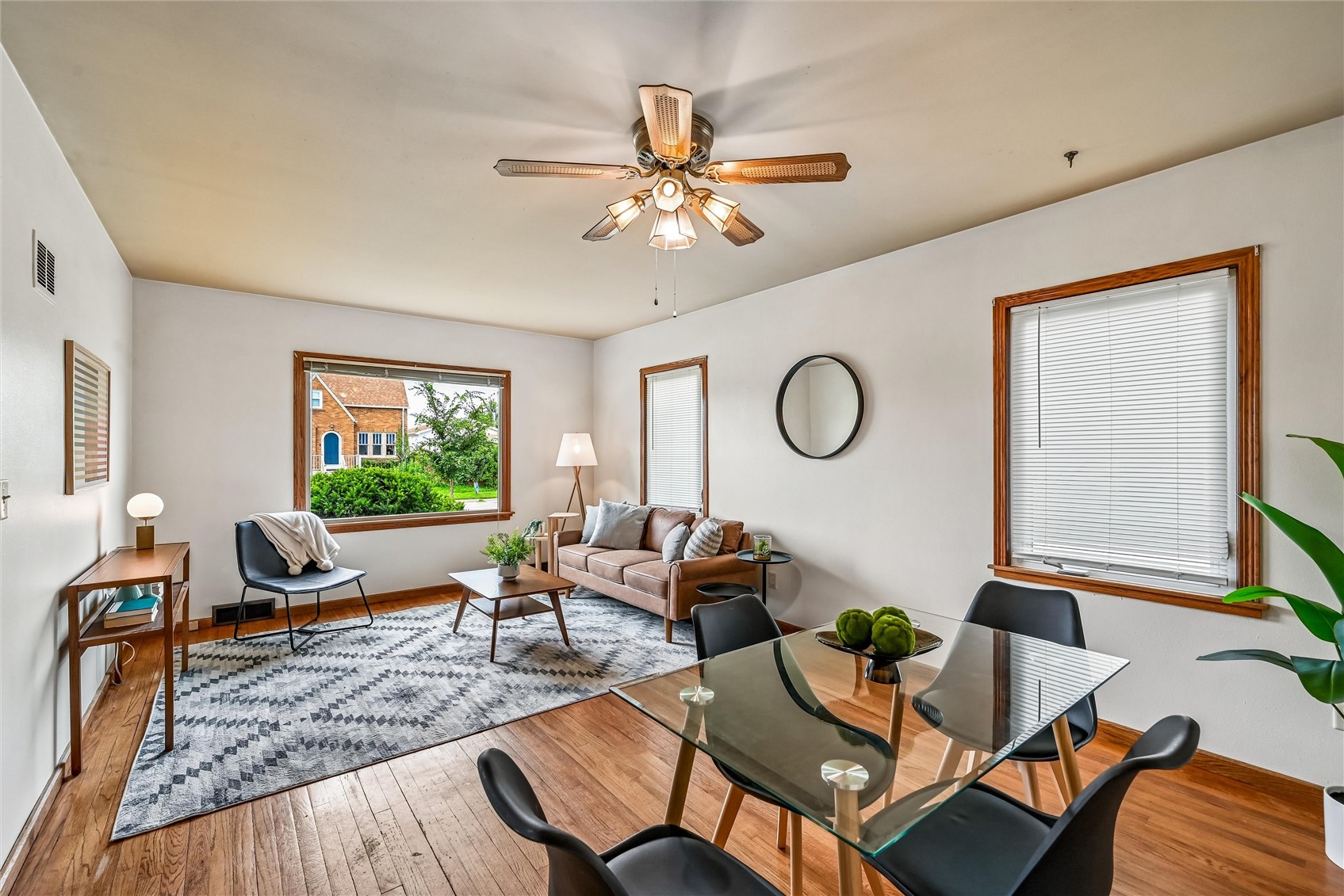 137 19th Avenue SW Cedar Rapids IA 52404