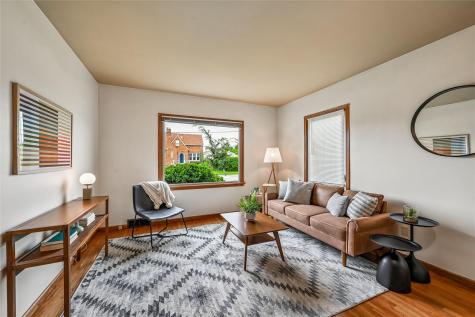 137 19th Avenue SW Cedar Rapids IA 52404