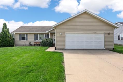 101 Bear Creek Palo IA 52324