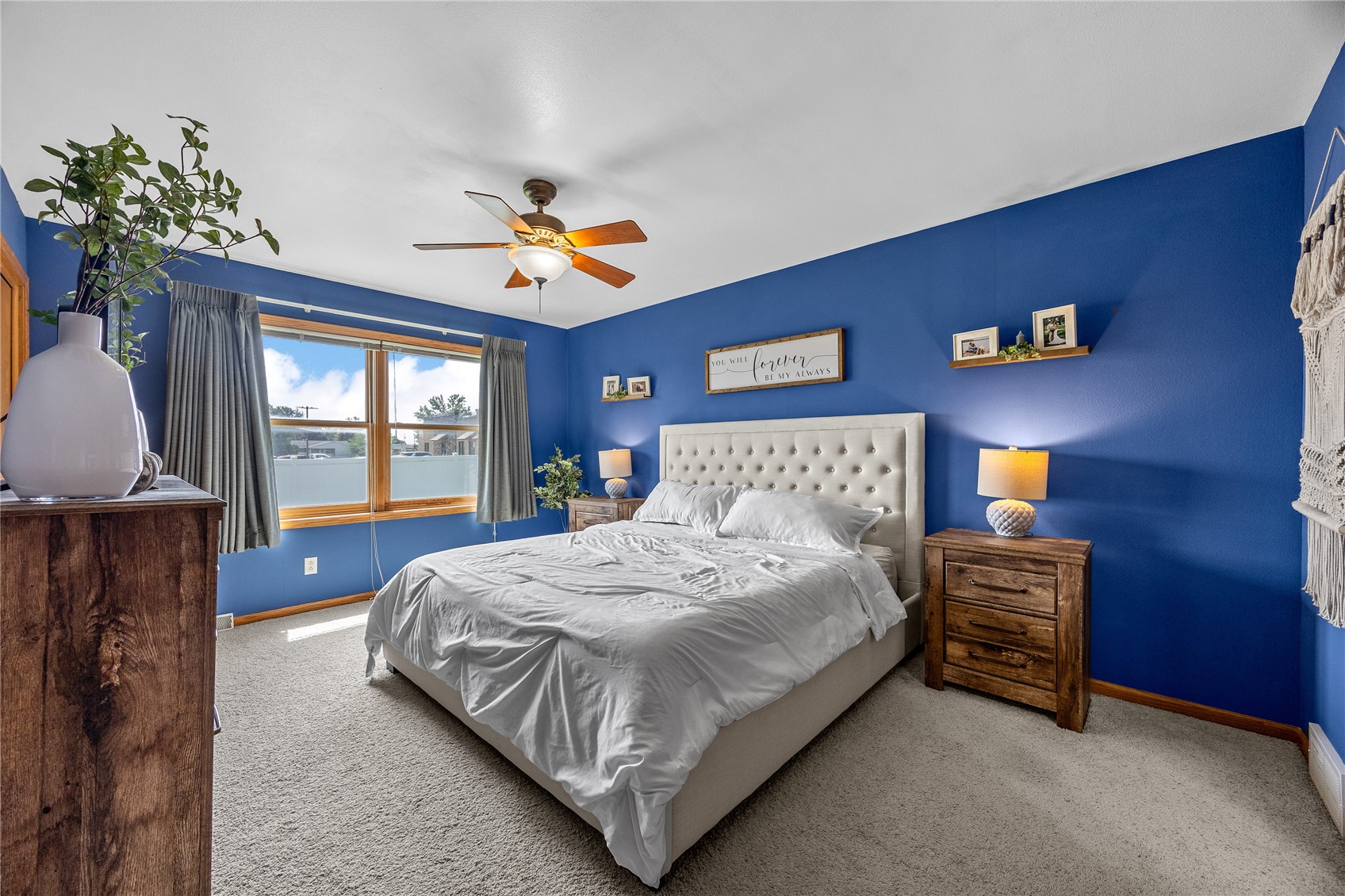 101 Bear Creek Palo IA 52324