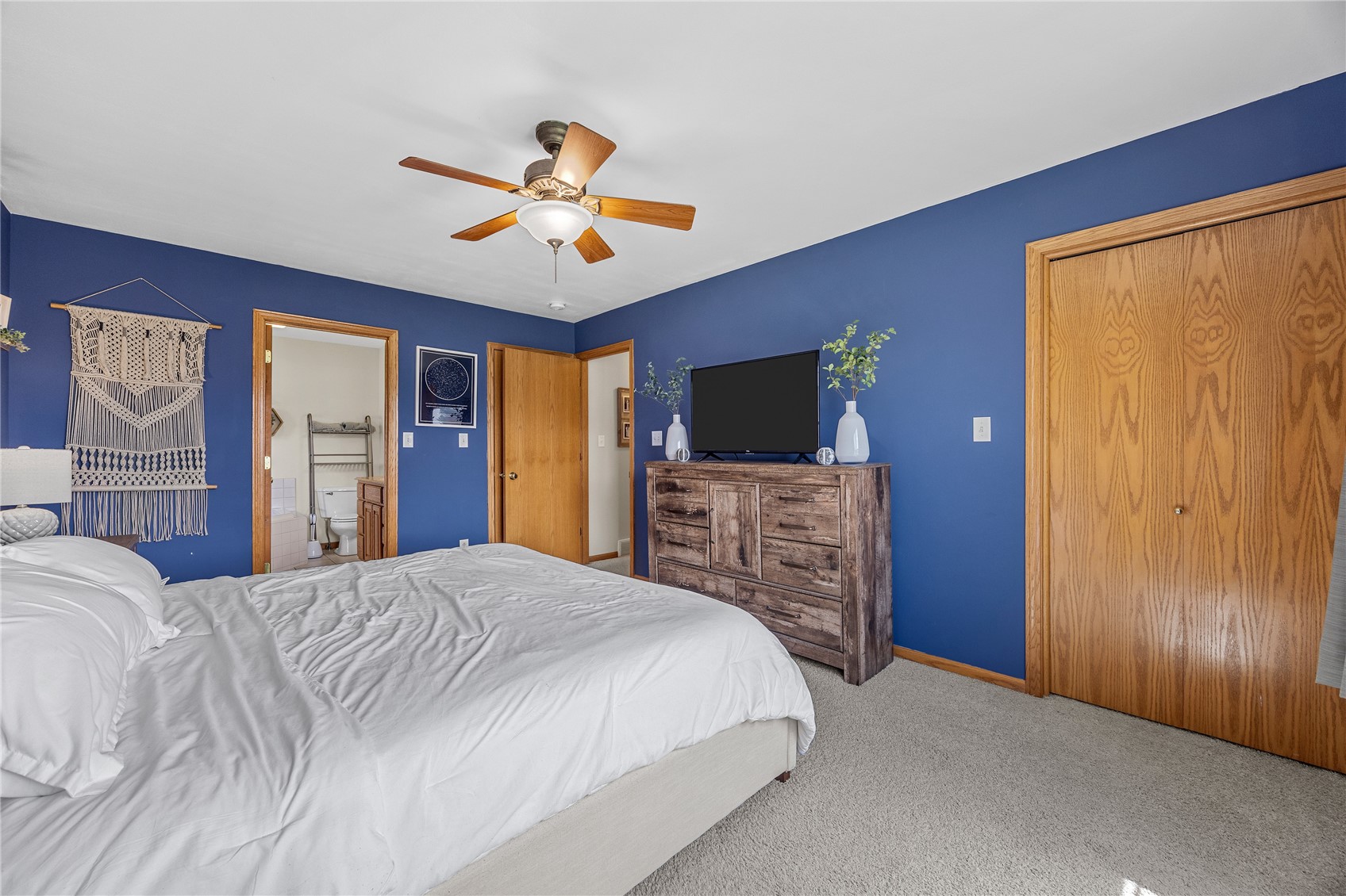 101 Bear Creek Palo IA 52324